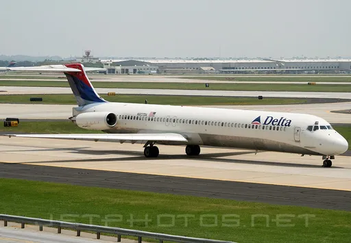 McDonnell Douglas MD-88