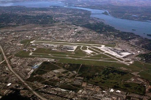 Montréal-Trudeau International Airport