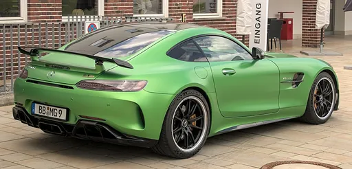 Mercedes-AMG GT (GT R)