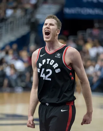 Jakob Poeltl